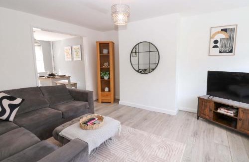 Blyth House | South Beach Coastal Cottage