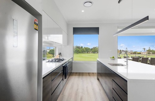 Shell Cove House | South Beach Escape Sensational Shell Cove Living