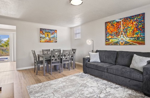 Southwest Ada County Alliance House | South Boise| Gathering Place Sleeps 16| Large Yard