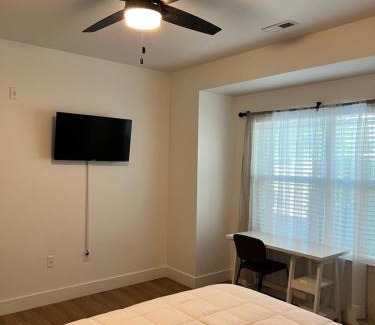 Brown Road Apartment | South Charlotte Most Wanted