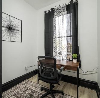 St. Louis Apartment | South City Apt - Wi-Fi and Parking