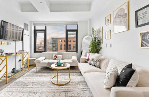 Shawmut Apartment | South End Club Suites by Orchard