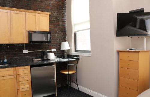 Columbus Apartment | South End Studio Perfect for Work Travel #26
