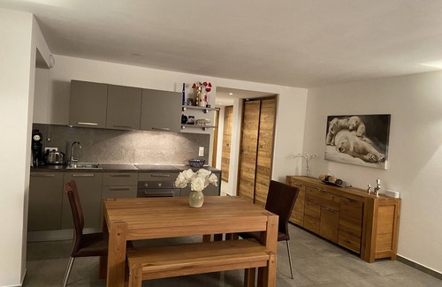Montgenevre Apartment | South facing apartment - new- luxurious- 68 m² - 6/8 sleeps - terrace