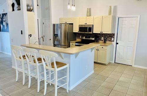 North Port House | South Florida Heaven! Private Pool! 3BD 2BA! Pets OK! 20 minutes to the beach!
