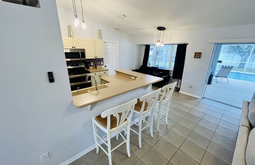 North Port House | South Florida Heaven! Private Pool! 3BD 2BA! Pets OK! 20 minutes to the beach!