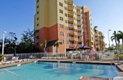 Weston Condo | South Florida in February