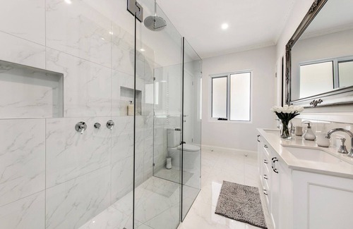 Red Hill House | South Hampton - The Residence