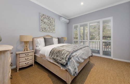 Red Hill House | South Hampton - The Residence