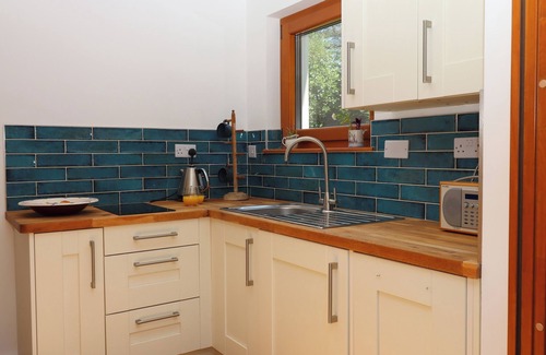 Moreleigh Cottage | SOUTH HOLM, pet friendly, with a garden in Moreleigh