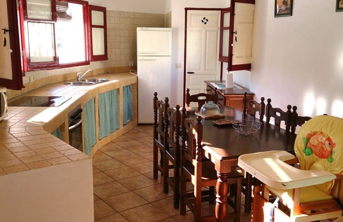 Sorvilan Cottage | South of Granada Mountain and beach destination.