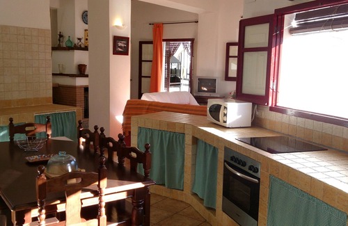 Sorvilan Cottage | South of Granada Mountain and beach destination.