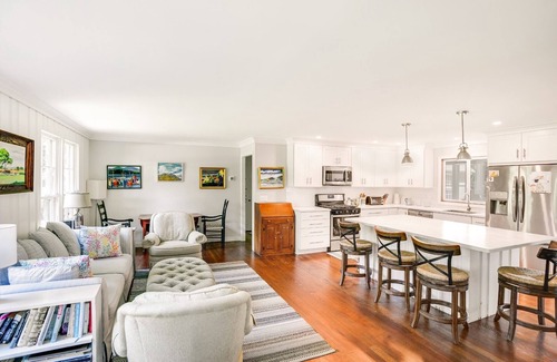 Bridgehampton House | South of the Highway Sagaponack - Available 4th of July!