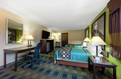 North Ridgeville Hotel | South Ridge Inn