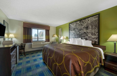 North Ridgeville Hotel | South Ridge Inn