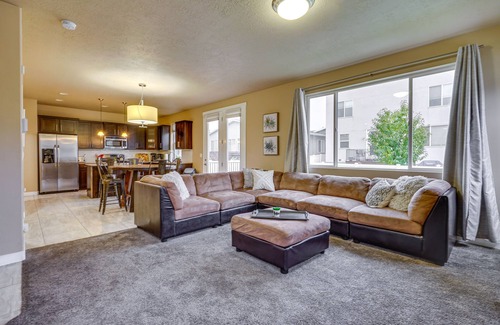 South Salt Lake House | South Salt Lake Home w/Hot Tub: 7 Mi to Downtown