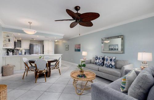 Captiva House | South Seas Beach Villa 2011 - Stunning Beachfront Residence in South Seas