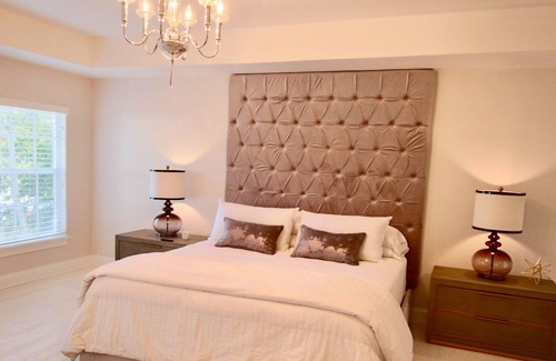 Virginia Park House | SOUTH TAMPA 4/2.5 DESIGNER HOME