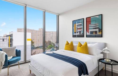 South Yarra Apartment | South Yarra Tranquil 2BR Abode