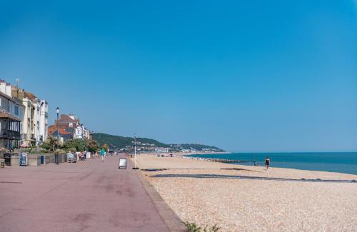 Hythe House | Southbeach by Bloom Stays