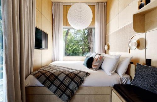 Dunsborough Hotel | Southcamp