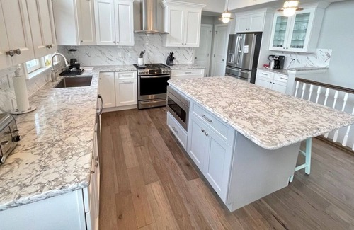 Townsend's Inlet House | Southend Townhouse Great beaches! Features nice front porch, CENTRAL AIR, off street parking.