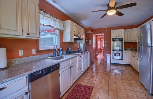 Logan Cabin | Southern Belle Lodge - Indoor Pool, Hocking Hills
