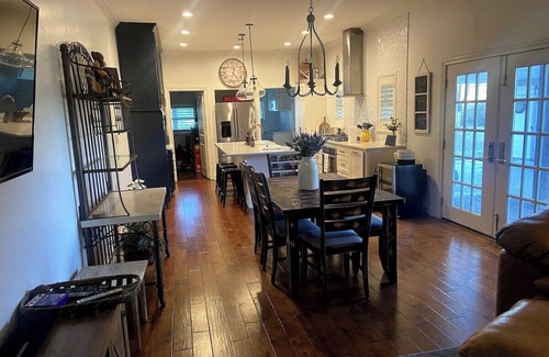 Celina House | Southern Charmer Near Town Square