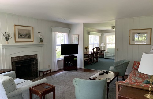 Beaufort House | Southern Comfort: Lowcountry Charm with Extraordinary Marsh Views and Sunsets