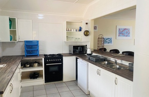 Ramsgate South Apartment | Southern Comfort On the Sea