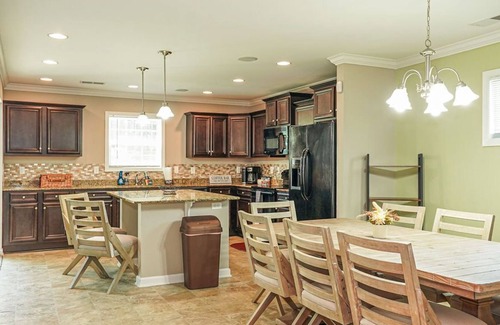 South Congaree House | Southern Comfort Oasis 5 Bed 20 min to USC