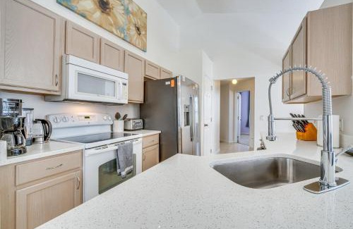 Haines City House | Southern Dunes Family Retreat Hot Tub and Game Room