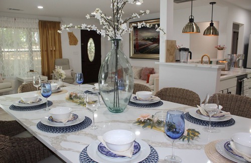 McDonough House | Southern Elegance Gateway - 3 Bedroom Vacation Home in Wonderful McDonough, Ga