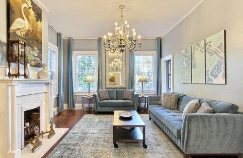 Historic Downtown Savannah Apartment | Southern Hall Upper