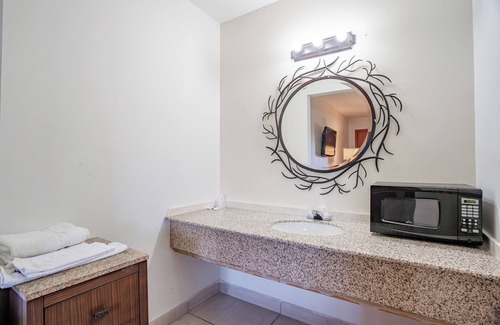 Walterboro - St. George Hotel | Southern Inn By OYO Walterboro I-95
