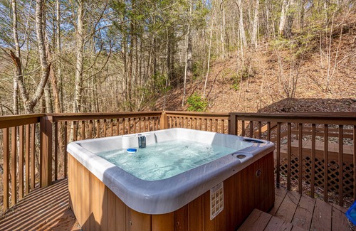 Gatlinburg - Pigeon Forge Cabin | Southern Luxury