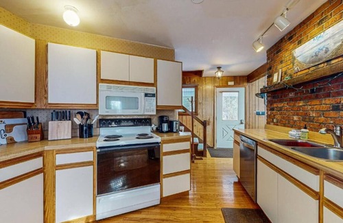 South Hero Cottage | Southern Point Cottage on Lake Champlain