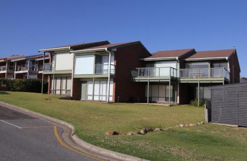 Port Elliot Apartment | Southern Sands' Beachfront Apartment