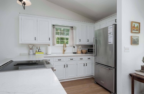 Northport House | Southern Shore Cottage- Lake Tuscaloosa- 3BR/2.5BA