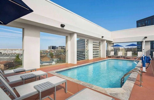 West End Hotel | Southern Style Meets Modern Luxury: Minutes to Adventure Science Center
