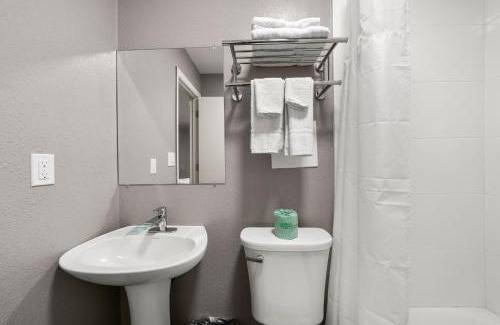 Cartersville Hotel | Southern Suites Cartersville