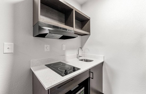 Forest Park Hotel | Southern Suites Forest Park GA