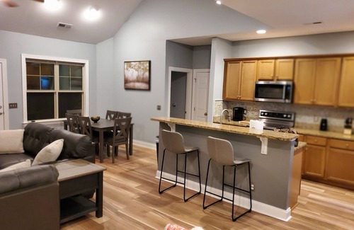 Southport House | Southport 2 bed 2 bath furnished townhome for rent
