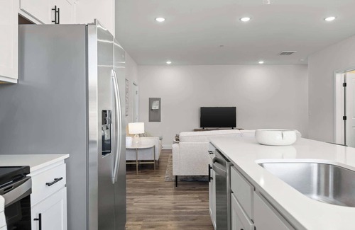 Chattanooga Apartment | Southside Chattanooga - Chic 2BR at The Poplin