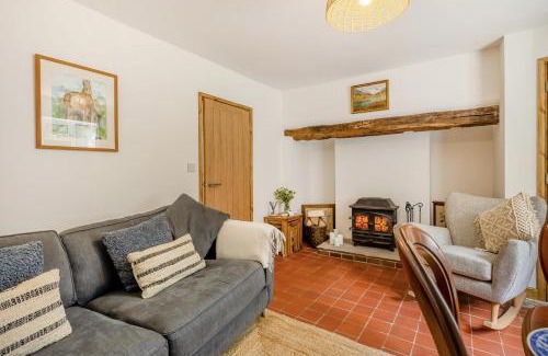 Neenton House | Southside Cottage