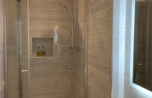 Newington House | Southside Guest House