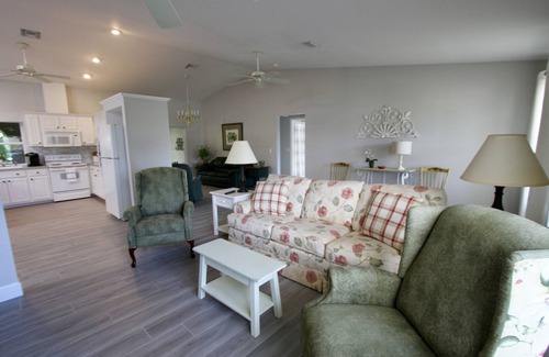 Alden Pines House | Southwest Florida Home Pool Fishing Biking Hiking Sun & Fun