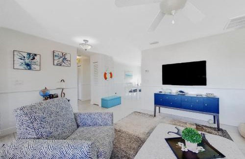 Fort Myers House | Southwest Florida Sanctuary