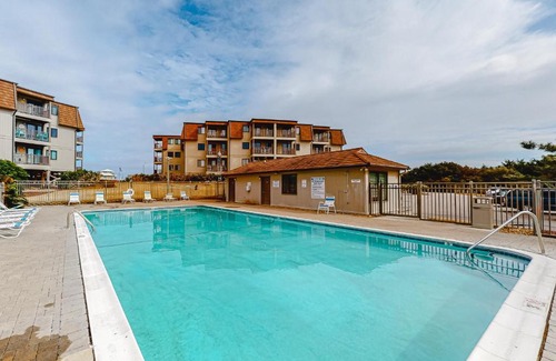 Morehead City Apartment | Southwinds, Unit H13