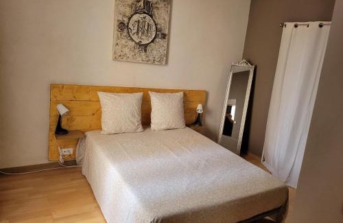 Hyeres City Centre Apartment | Souvenirs d'hier
